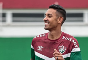 Fluminense faz post com imagens do treino desta quinta; veja