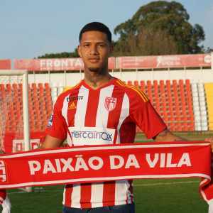 Atacante formado em Xerém é devolvido ao Fluminense