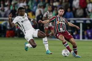 Martinelli deixa Recopa de lado e prega foco em decisão da Taça GB com o Flamengo