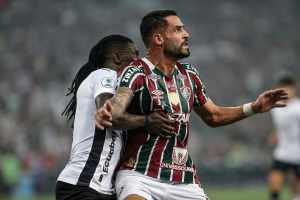 Renato Augusto diz ainda estar se adaptando ao Dinizismo: “Vou dar meu máximo”