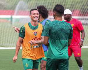 À disposição! Calegari surpreende em recuperação e pode voltar antes do previsto