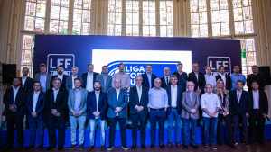 Colunista diz que Vasco flerta com a Libra e pode deixar a LFU, da qual faz parte o Fluminense