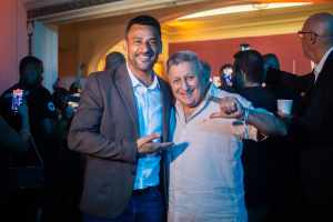 Ídolos de diferentes épocas marcam presença em evento de lançamento da parceria Flu/Superbet