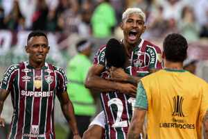 Aprovado nos exames, atacante do Fluminense já treina no México