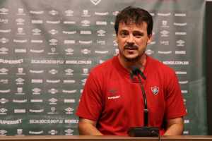 Fluminense desmente informação de jornalista sobre multa rescisória de Fernando Diniz