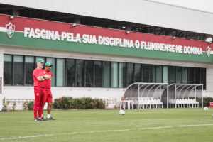 Galeria de Fotos – Veja imagens do treino deste sábado, no CT Carlos Castilho