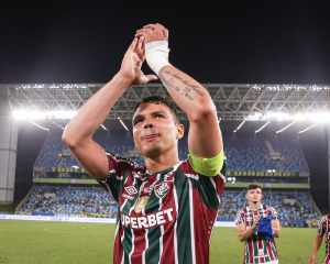 “Thiago Silva está entre os três zagueiros do século no mundo”, diz Lugano