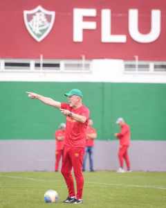 Confira imagens do treino do Fluminense com Thiago Silva nesta quarta-feira
