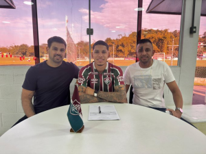 Fluminense renova contrato com joia das categorias de base até o fim de 2027