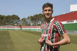 Fluminense comemora aniversário de Bernal
