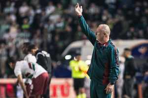 Com titulares de volta, portal esboça escalação do Fluminense para enfrentar o Bahia