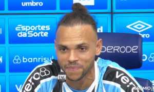 Adversário do Flu nas oitavas da Libertadores, Grêmio apresenta atacante dinamarquês