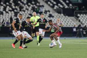 Vasco x Fluminense: Ingressos já à venda; confira todas as informações