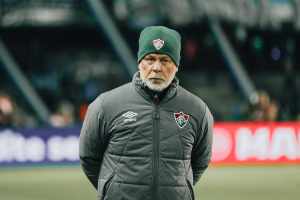 Mano fala sobre tomadas de decisão no ataque do Fluminense