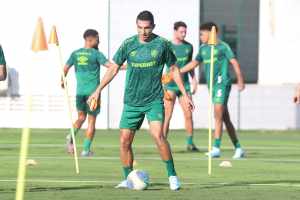 Retorno de Kevin Serna contra o Inter ainda não está descartado, informa jornalista