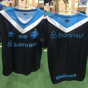 Nova camisa do Flu deve ser parecida com suposta do Grêmio; Confira imagem vazada
