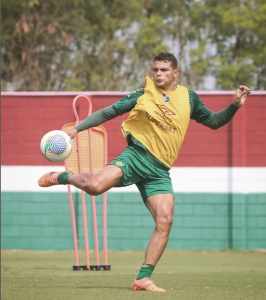 Fotos: Fluminense conclui mais uma dia de treinos no CT Carlos Castilho
