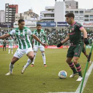 Fluminense tem apenas uma vitória como visitante diante do Juventude; Veja retrospecto