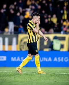 Com ex-Fluminense, portal esboça escalação do Peñarol para enfrentar o Flamengo