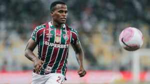 “Sempre pelo Fluminense! Vamos juntos no campo e na arquibancada”, Arias convoca torcida