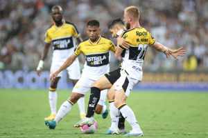 Jornalista mostra possíveis mudanças do Criciúma contra o Fluminense