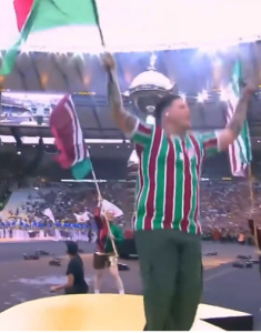 Fluminense homenageia cantor Ferrugem, tricolor de coração e aniversariante do dia