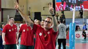Campeão do pré mirim ao adulto, técnico Guilherme Schmitz celebra título carioca de vôlei