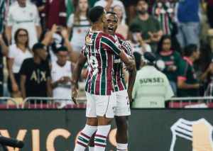 Arias, do Fluminense, aparece entre os atacantes de lado melhores avaliados no Brasileirão por site estatístico
