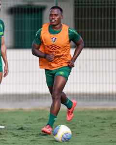 Fluminense tem “legião” de pendurados para jogo diante do Grêmio; veja a lista
