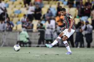 Fluminense não tem suspensos pelo terceiro amarelo contra o Athletico-PR