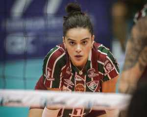 Vôlei feminino: Lara atinge marca de 150 jogos pelo Fluminense: “Onde me sinto em casa”