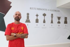 Fluminense contrata ex-auxiliar de Odair Hellmann para nova função