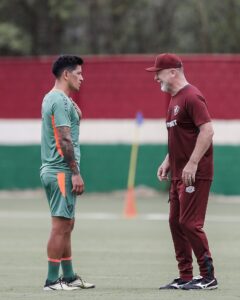 Enquanto time alternativo estreia no Carioca, grupo principal do Fluminense segue pré-temporada no CTCC