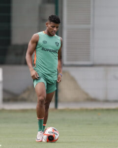 Vídeo: Reforços em ação no treinamento do Fluminense
