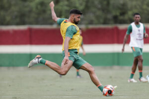 Fluminense informa razões das ausências de Lelê, Ignacio e Victor Hugo contra o Sampaio Corrêa