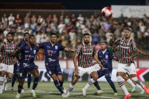 Faltou calibragem? Fluminense teve 14 finalizações contra o Maricá, mas só conseguiu marcar de pênalti