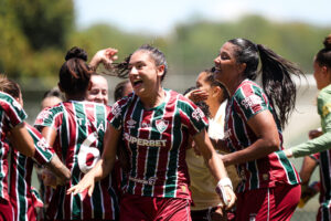 VascoTV chama treinador do Fluminense de boçal e FluTV se manifesta