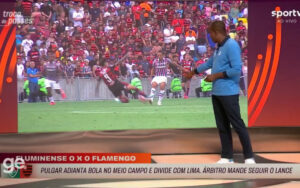 Comentarista de arbitragem enxerga erro em Fluminense x Flamengo