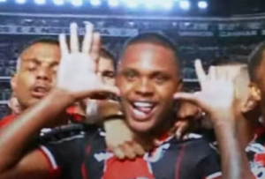 Ex-Fluminense frustra reestreia de Neymar pelo Santos e “provoca” o craque; veja o vídeo