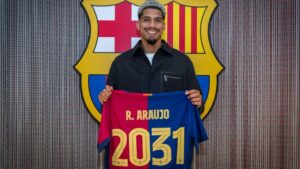 Manchester United mira em Araújo para arrumar sua defesa