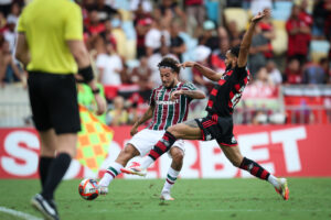 Após queixas dos clubes, Ferj marca reunião com participantes do Carioca