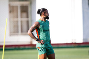 Otávio revela seus objetivos dentro e fora de campo pelo Fluminense