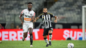 Portal analisa como joga Otávio, volante que negocia com o Fluminense