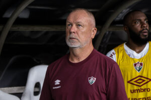 Perto de assumir outro clube, Mano Menezes tem sua rescisão com o Fluminense publicada no BID