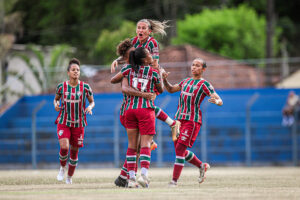 Clima de final! Bastidores da última vitória do Fluminense na Copa Rio Feminina está no ar