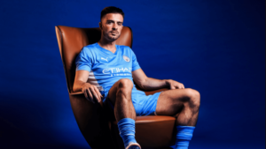 Grealish recebe aviso de lenda do futebol inglês: “Precisa pensar”
