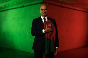 Treinador de Portugal detona equipe após derrota para Dinamarca