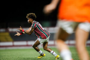 Lateral do Fluminense fala sobre duelo com o Flamengo no Brasileirão Feminino