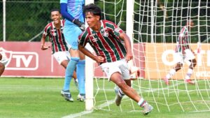 Veja os gols do Fluminense na vitória sobre o Flamengo no Carioca Sub-15