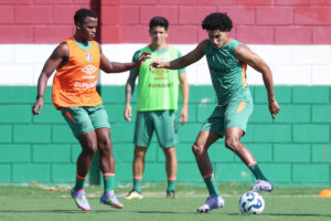 Titulares do Fluminense completam treino nesta quarta; Veja imagens